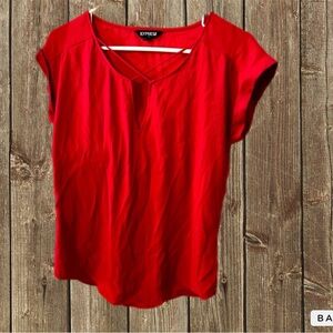 Express V-Neck Short Cuff Sleeve Gramercy Tee Red with Cris Cross front